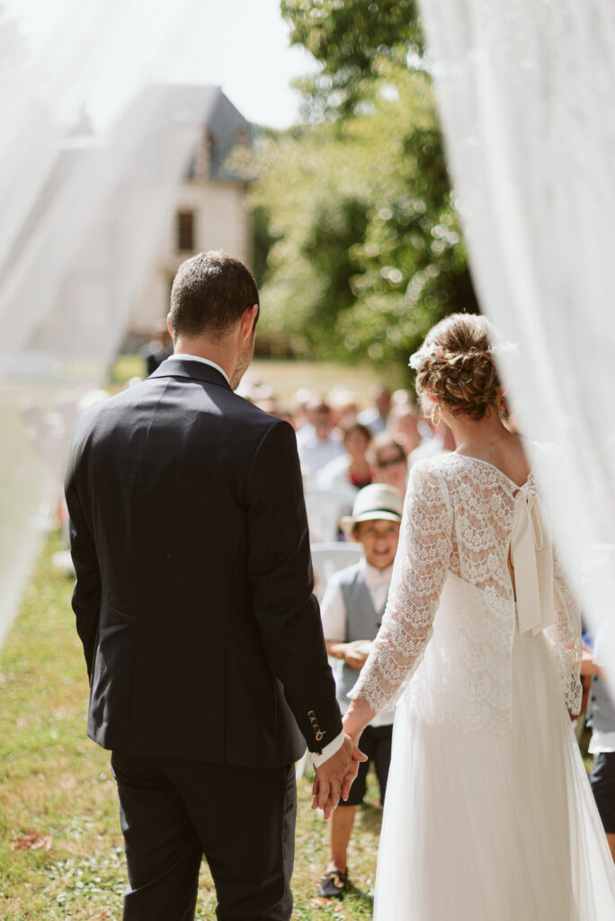 julien-saura-haras-reuzel-couple-ceremonie-laique